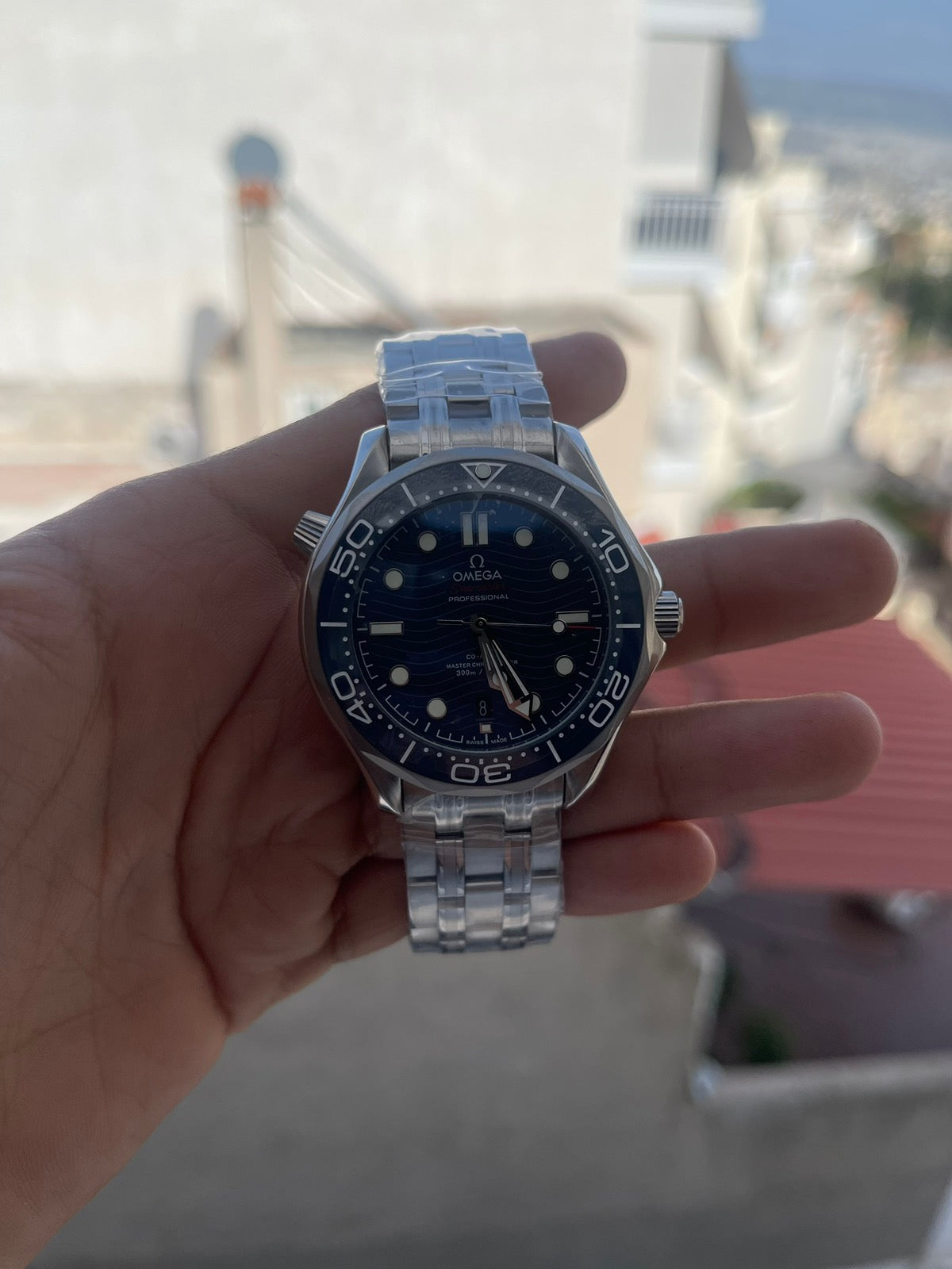 Omega blue 44mm