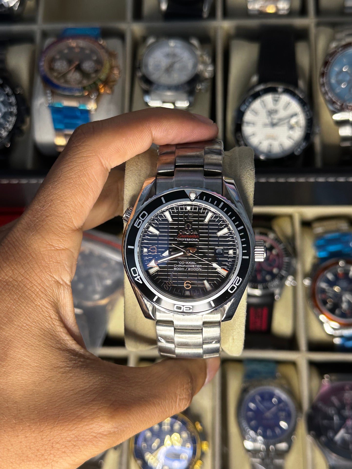 Omega 007