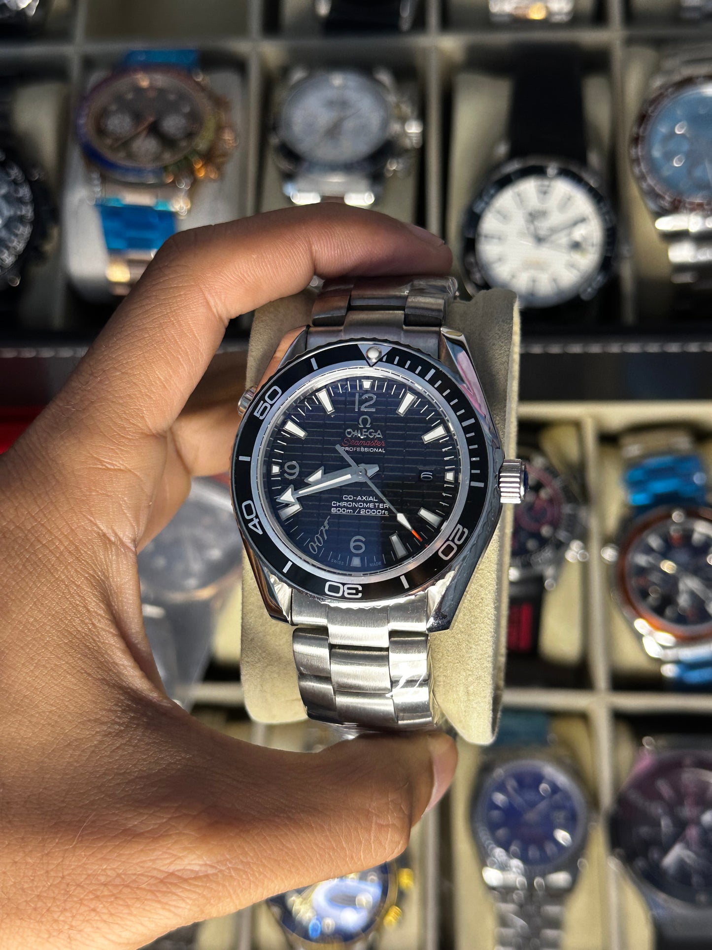 Omega 007