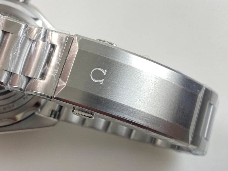 Omega Ultra