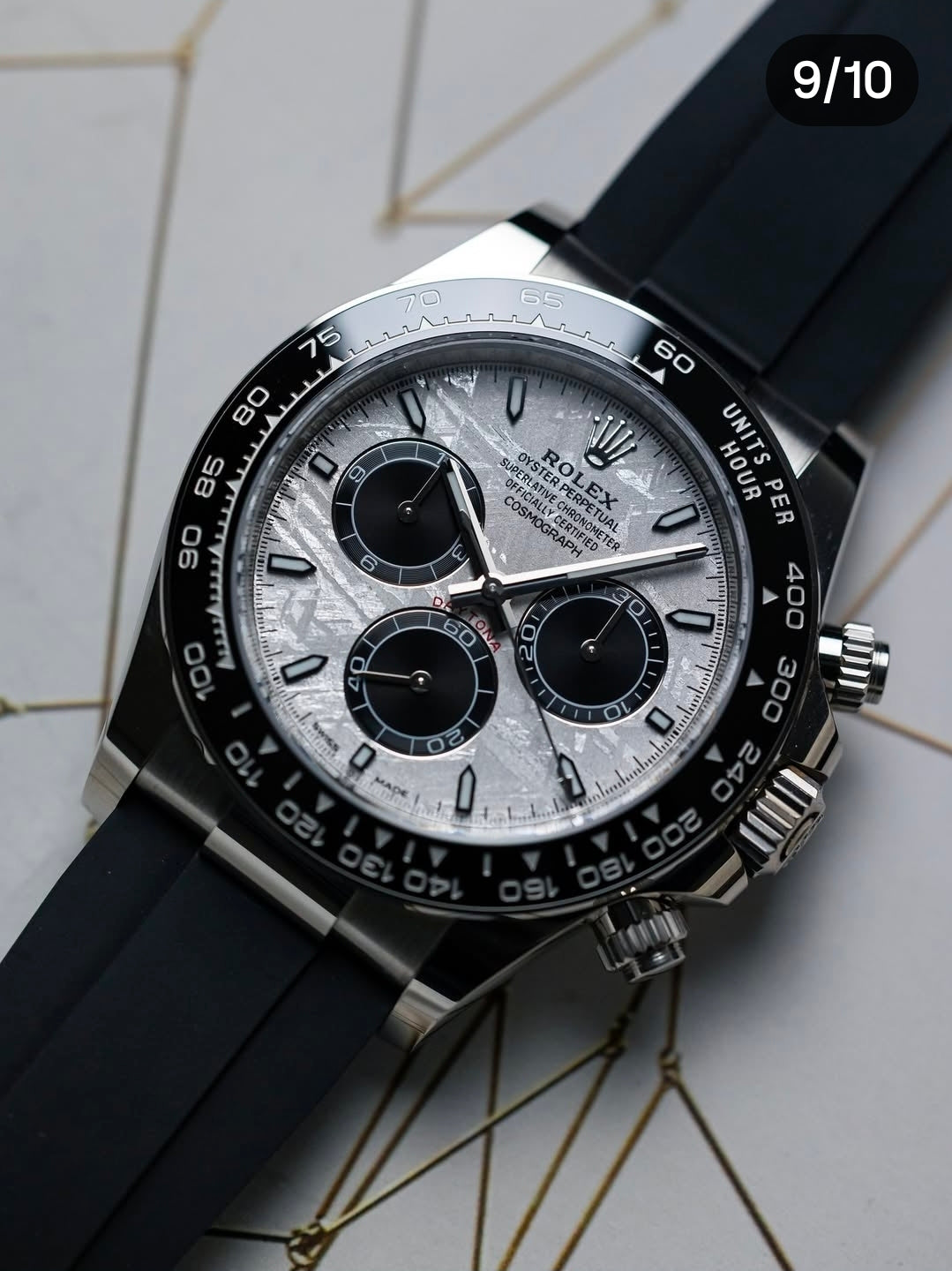 Daytona white gold meteorite dial