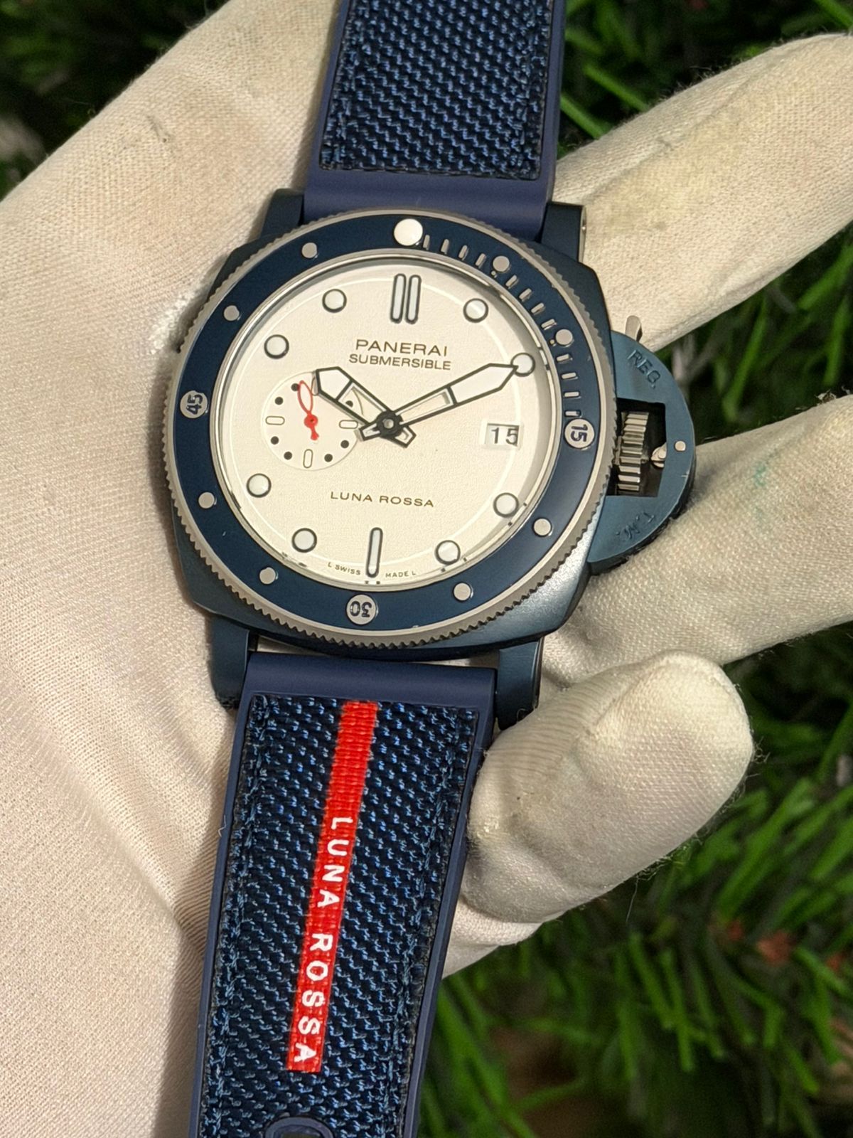 Panerai Submersible QuarantaQuattro Luna Rossa Automatic
