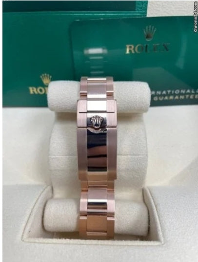 Rolex Daytona 40mm  Rose Gold Black Index Cosmograph Dial Rose Sub-dials 116505